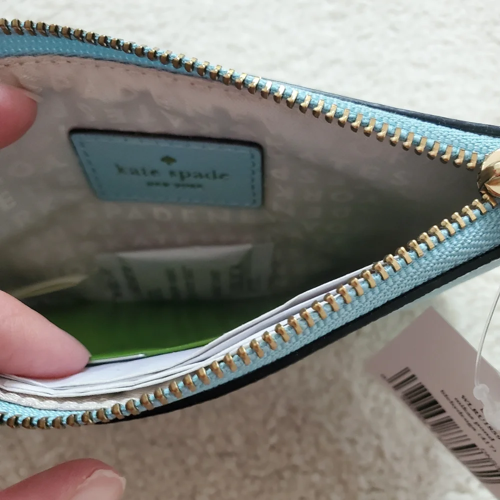 NWT Kate Spade Bee Milkas Pond Wristlet in Blue Hydrangea